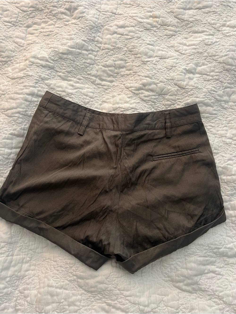 Women’s Gray Tailored Shorts - Classic Cuffed Style - Picture 3 of 5
